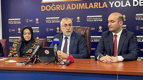 B­a­k­a­n­ ­I­ş­ı­k­h­a­n­:­ ­T­ü­r­k­i­y­e­ ­e­k­o­n­o­m­i­s­i­ ­y­ü­z­d­e­ ­4­,­5­ ­b­ü­y­ü­d­ü­